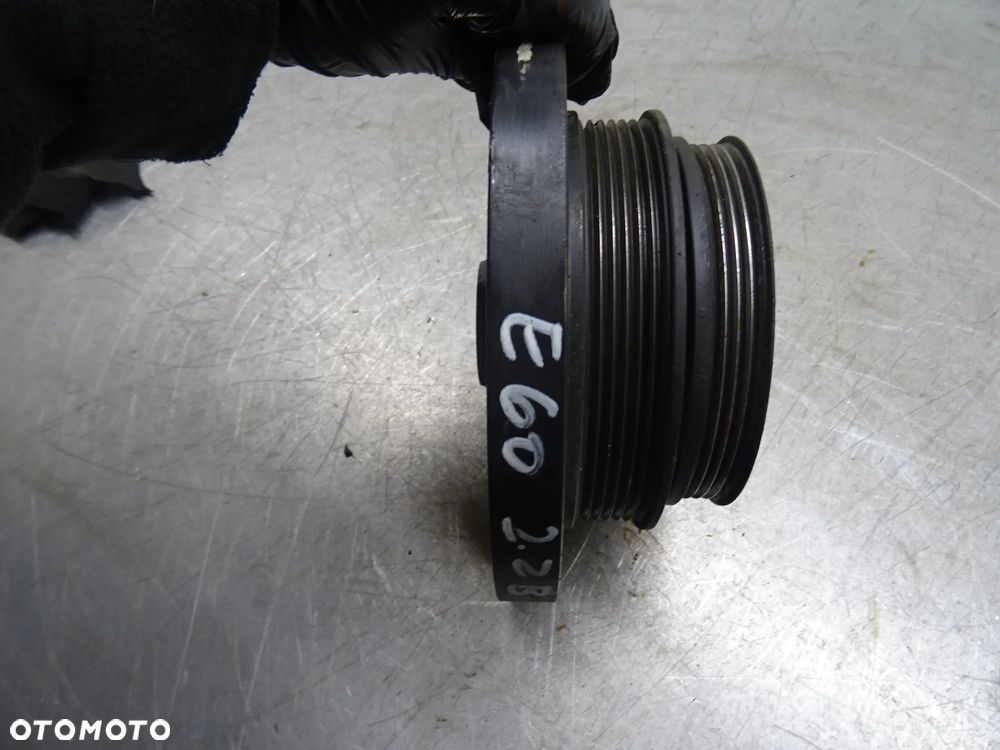 BMW E60 M54B22 KOŁO PASOWE 7513862 - 4