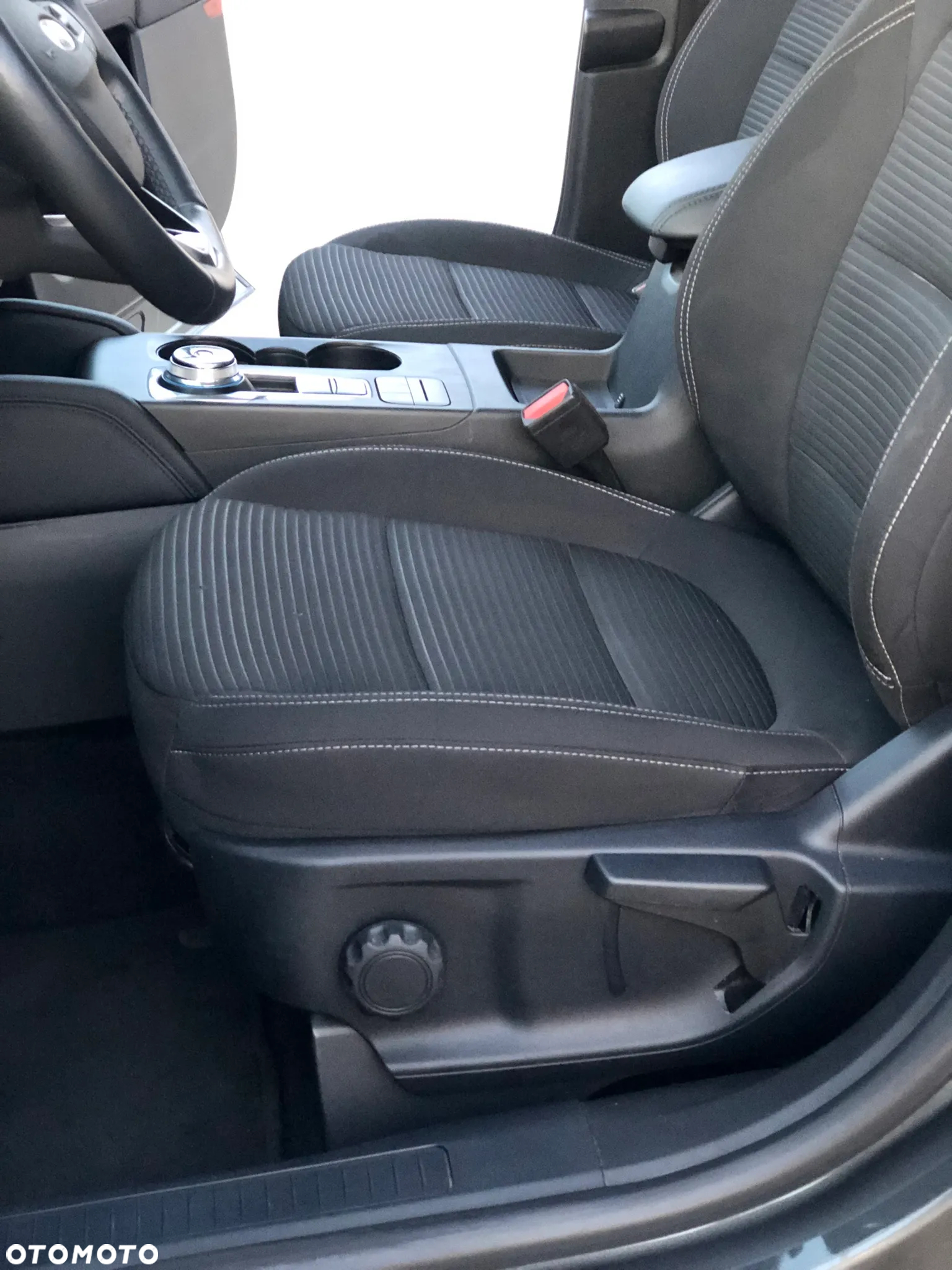 Ford Kuga 1.5 EcoBlue TITANIUM - 18