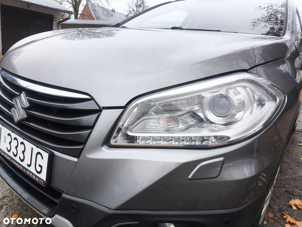 Suzuki SX4 S-Cross 1.6 Premium Plus - 23