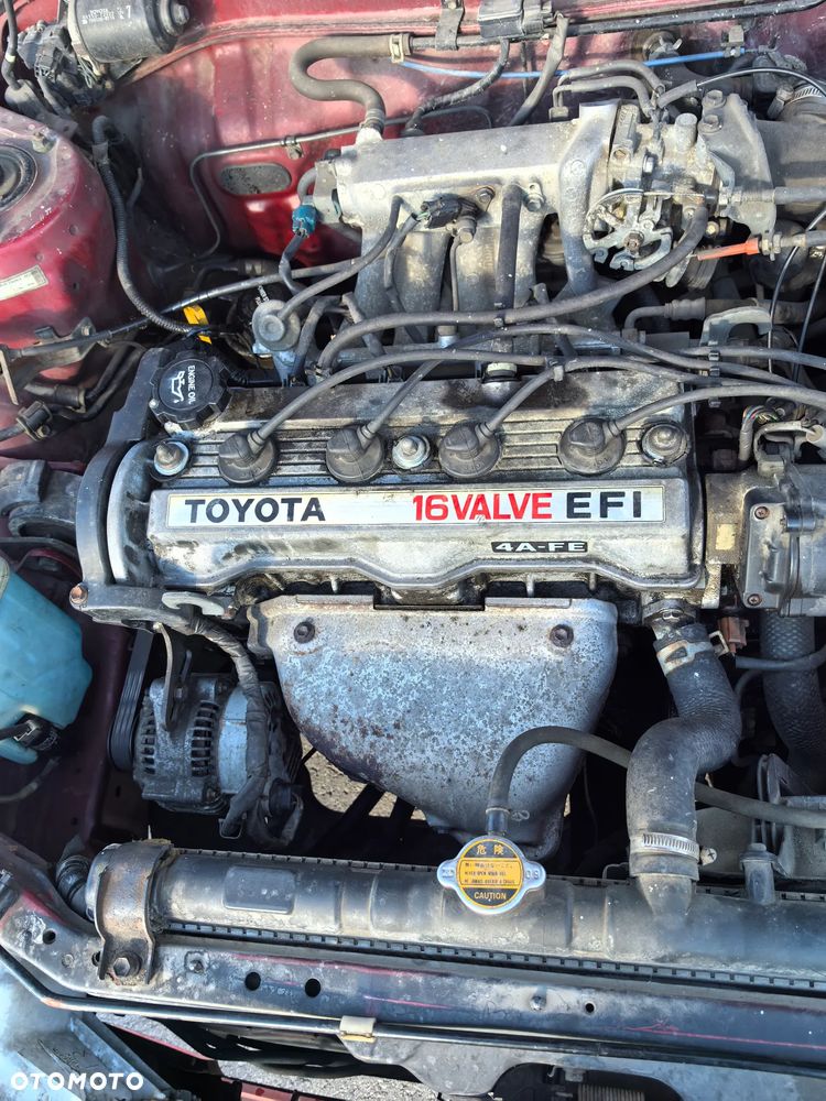 Toyota Corolla 1.6 GL - 10