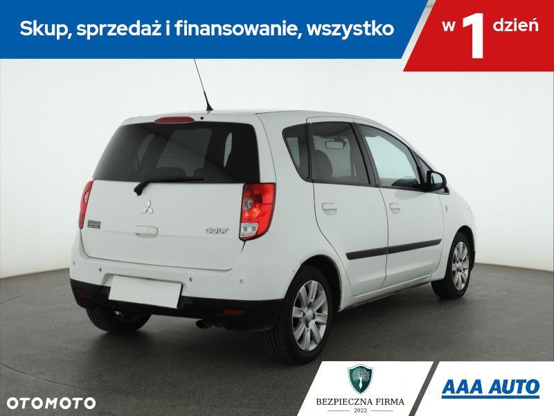 Mitsubishi Colt - 7
