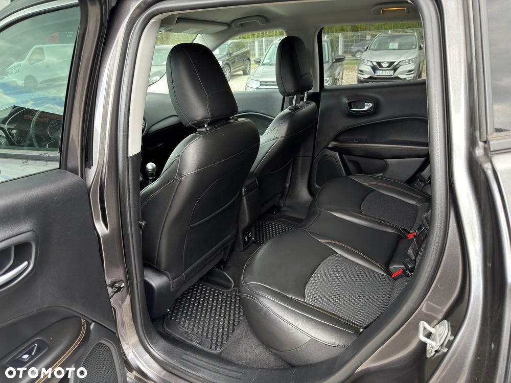 Jeep Compass 1.4 MultiAir Limited - 19