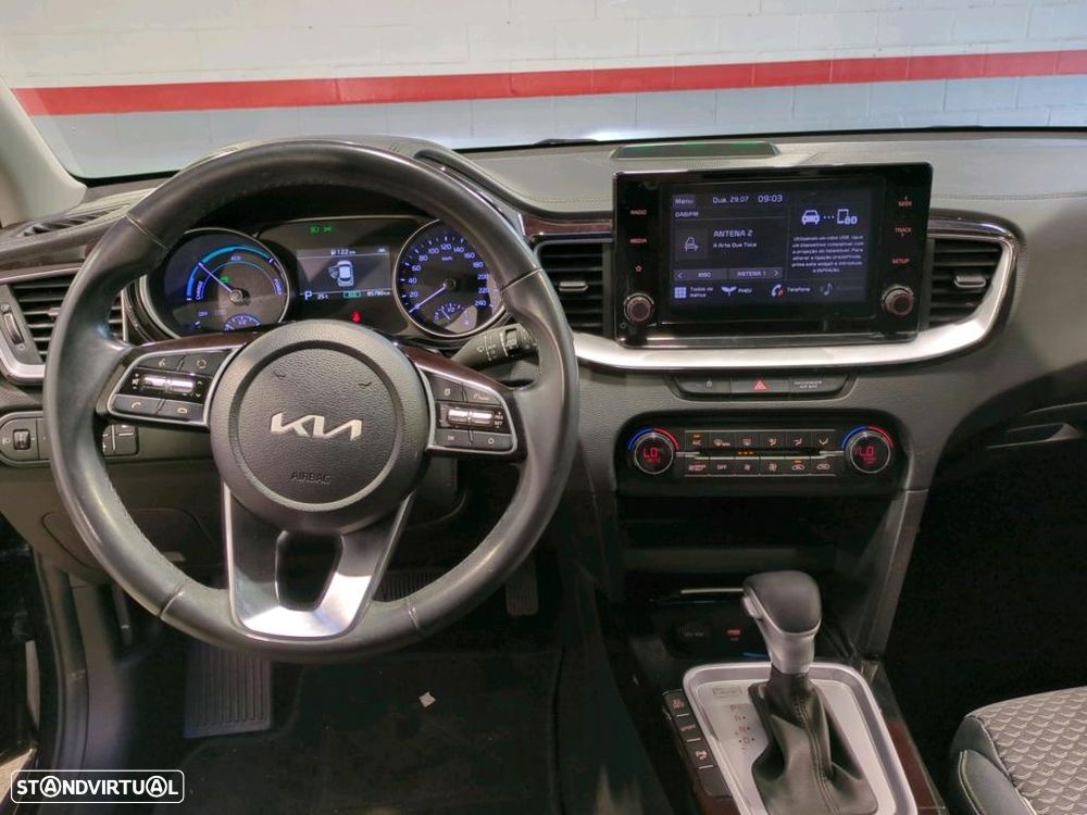 Kia XCeed 1.6 GDi PHEV Drive - 9
