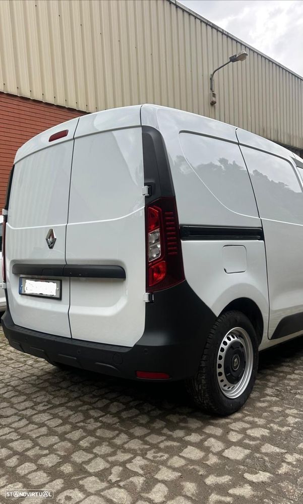 Renault Express - 4
