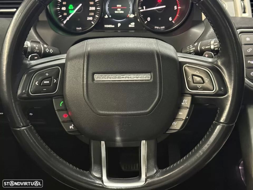 Land Rover Range Rover Evoque - 24