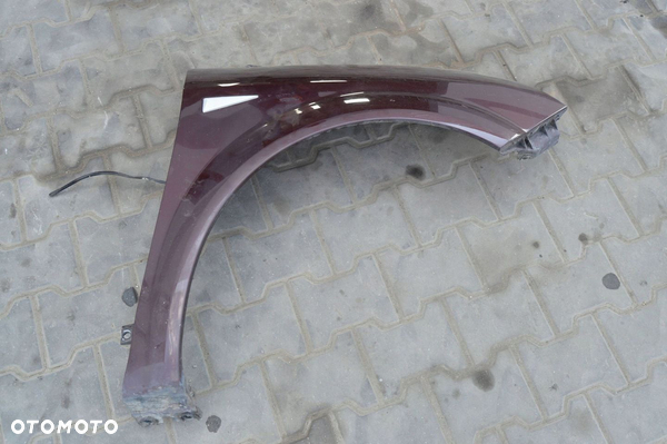 BŁOTNIK PRZEDNI PRAWY Renault Scenic II 8200020569D