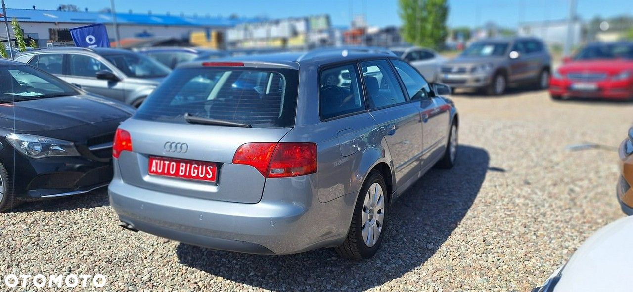 Audi A4 - 8