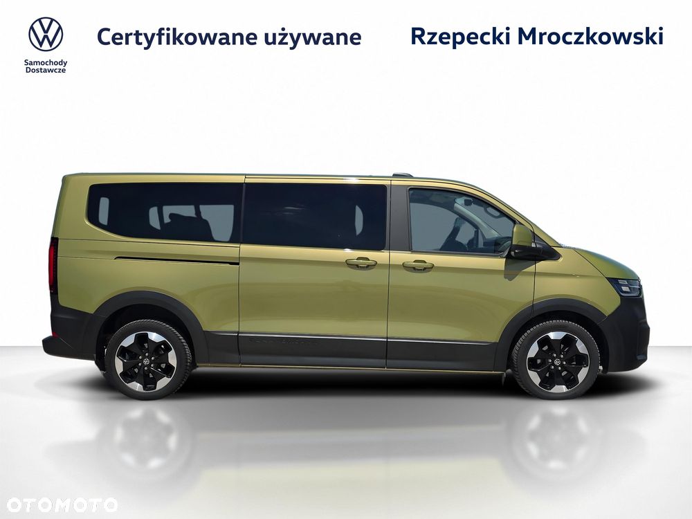 Volkswagen Caravelle - 8