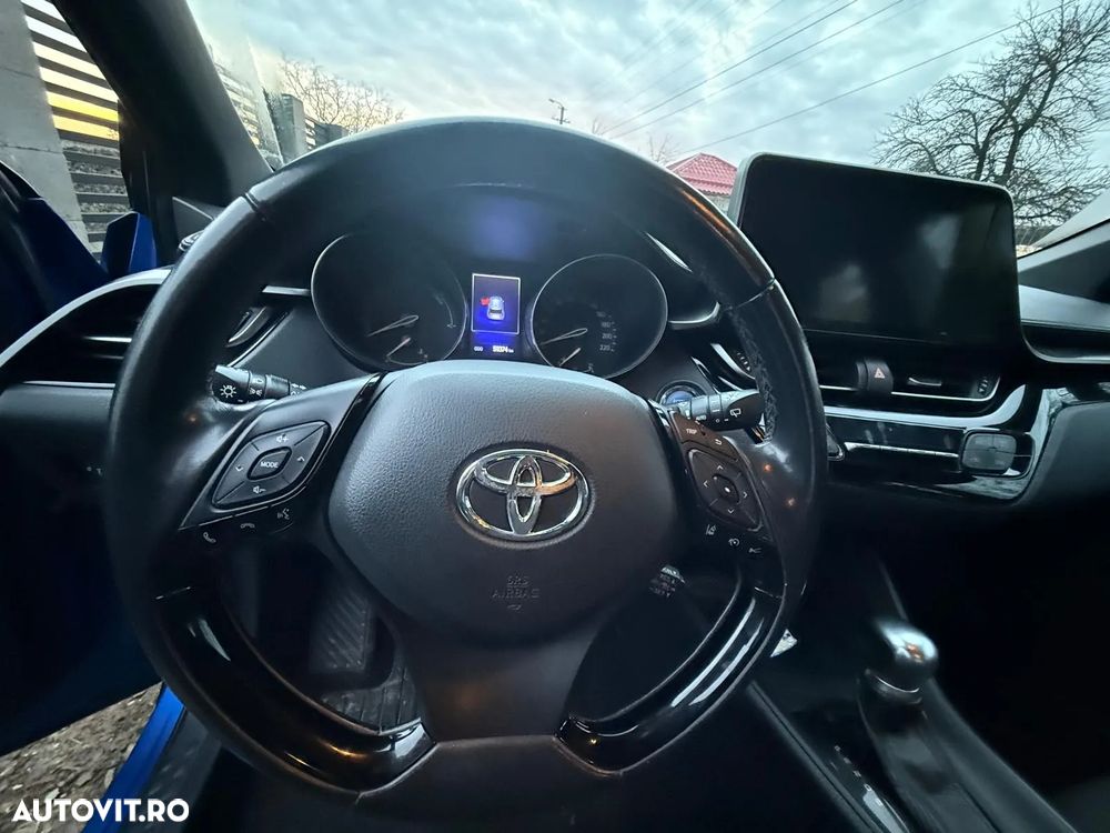 Toyota C-HR - 13