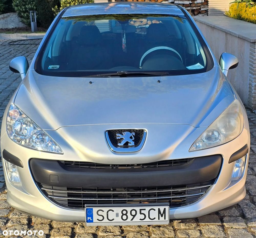 Peugeot 308 - 1
