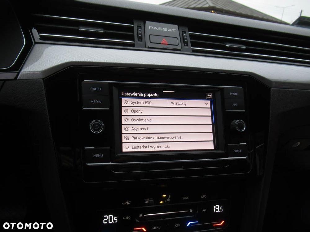 Volkswagen Passat 1.5 TSI EVO Business DSG - 20