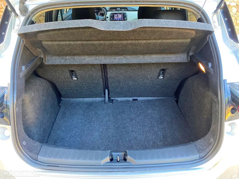 Nissan Micra 1.0 IG-T N-Design Black CVT - 18