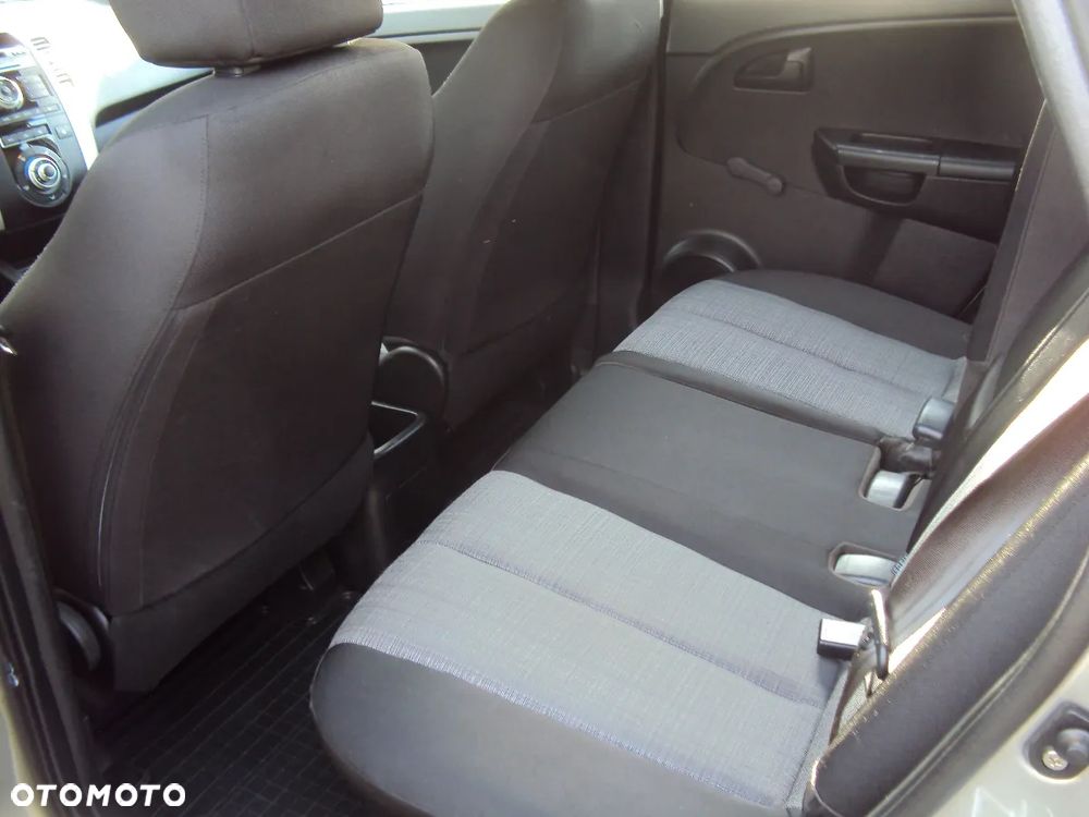 Kia Venga 1.4 CVVT Business Line - 13