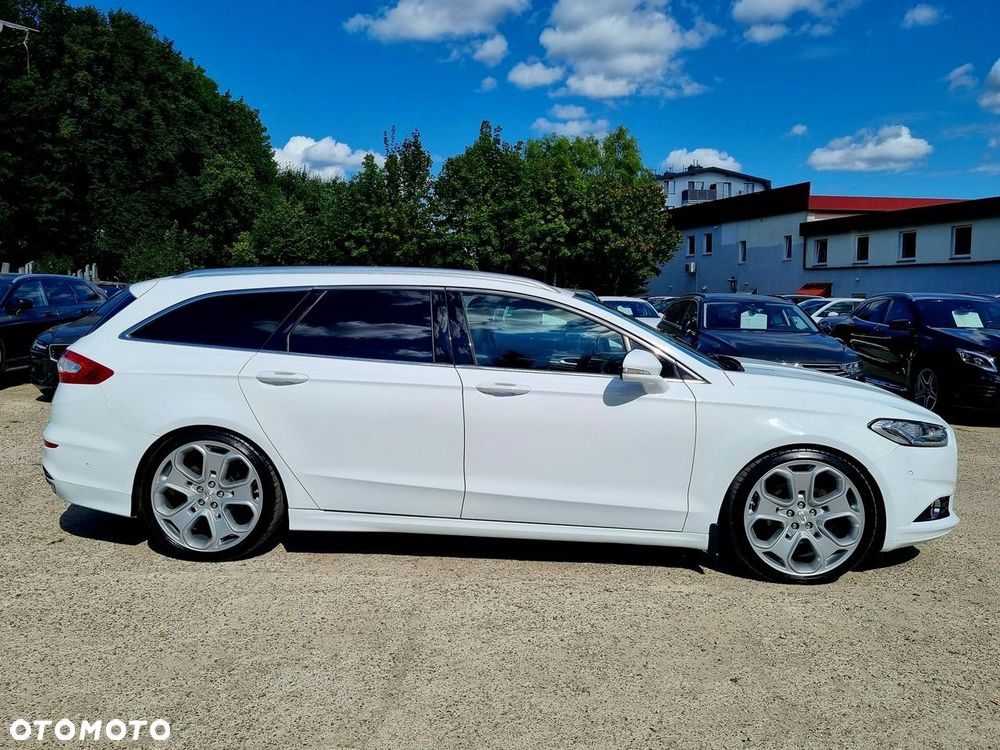 Ford Mondeo 2.0 EcoBoost Titanium - 4