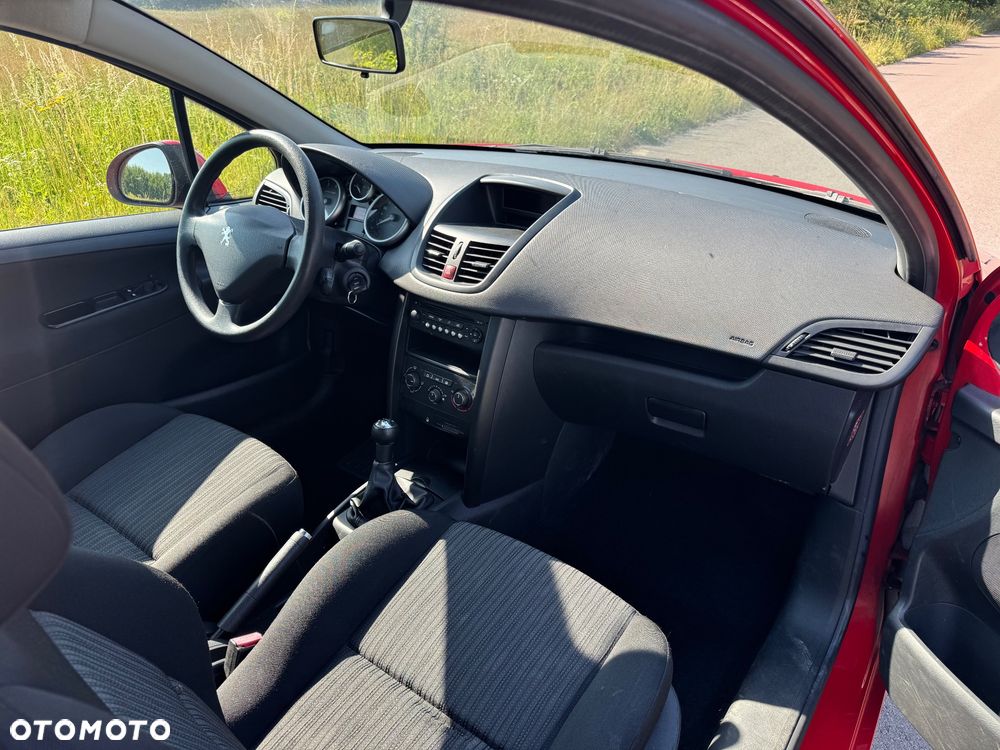 Peugeot 207 1.4 Trendy - 9