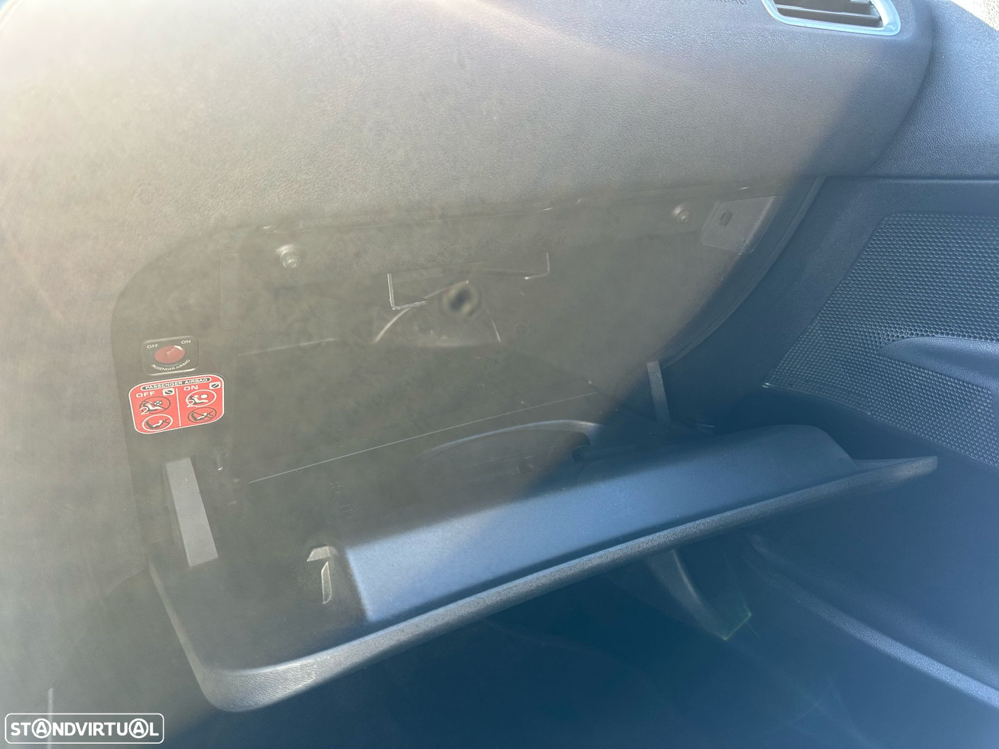 Citroën C4 1.6 HDi Attraction - 26
