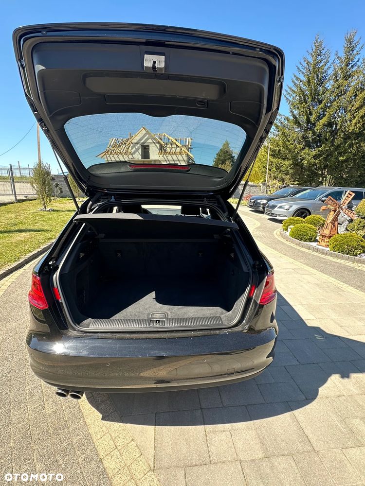 Audi A3 Sportback 2.0 TDI (clean diesel) S tronic S line Sportpaket - 9