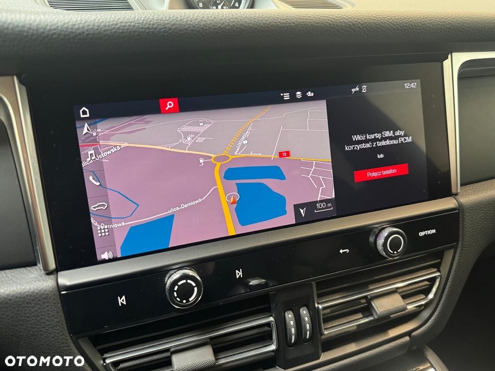 Porsche Macan - 25