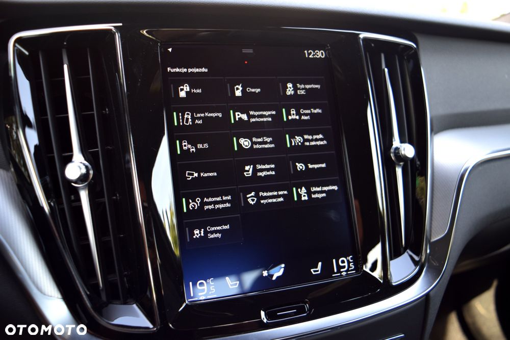 Volvo S60 T8 Recharge AWD Geartronic RDesign - 24