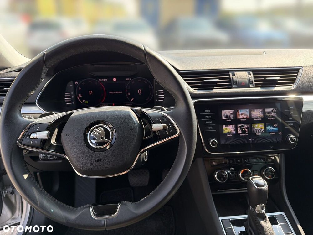 Skoda Superb 2.0 TDI SCR Ambition DSG - 15