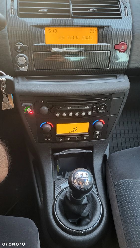 Citroën C4 1.6 16V Impress - 10