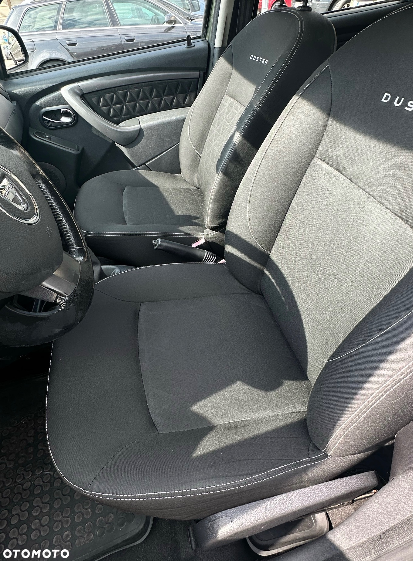 Dacia Duster 1.6 - 9