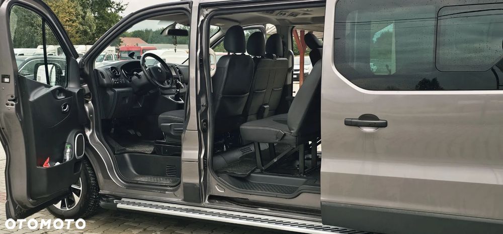 Renault Trafic ver-grand-spaceclass-2-0-dci - 22