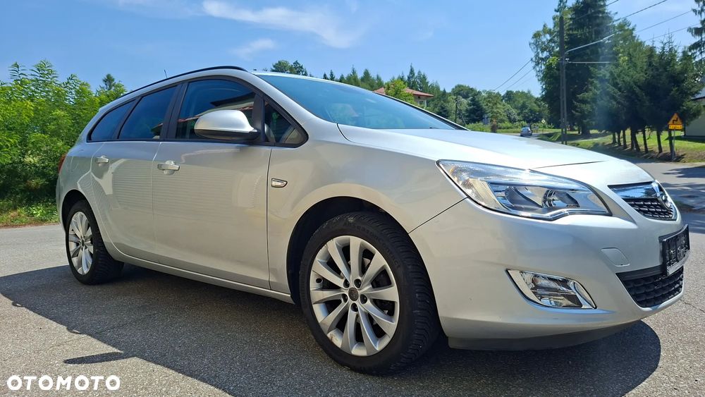 Opel Astra 1.4 Turbo 150 Jahre - 26