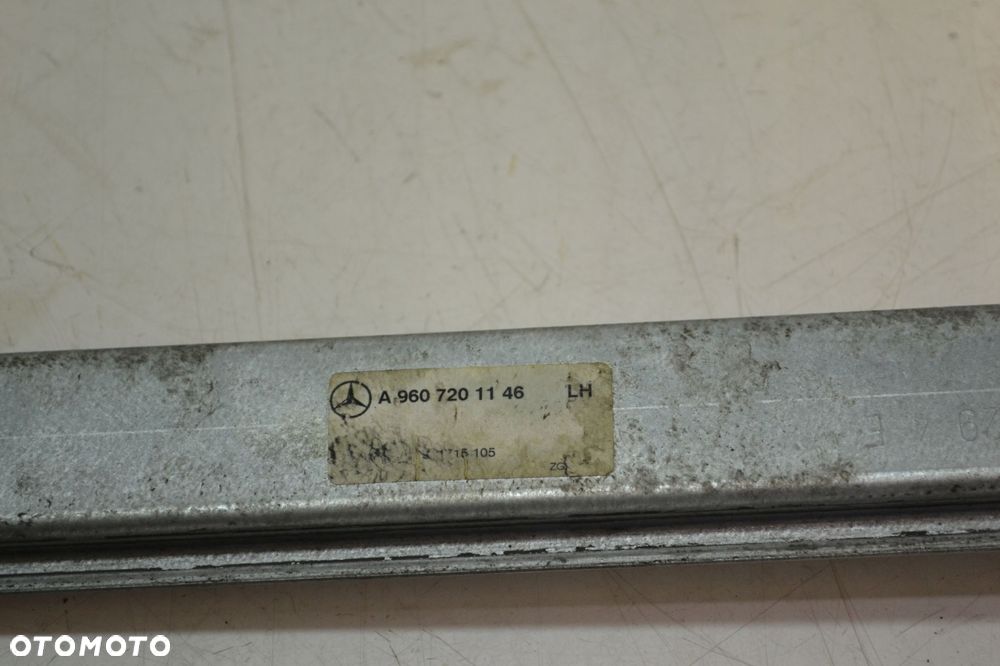 MECHANIZM PODNOSZENIA SZYBY LEWY MB ACTROS MP4 MP5 9607201146 - 7