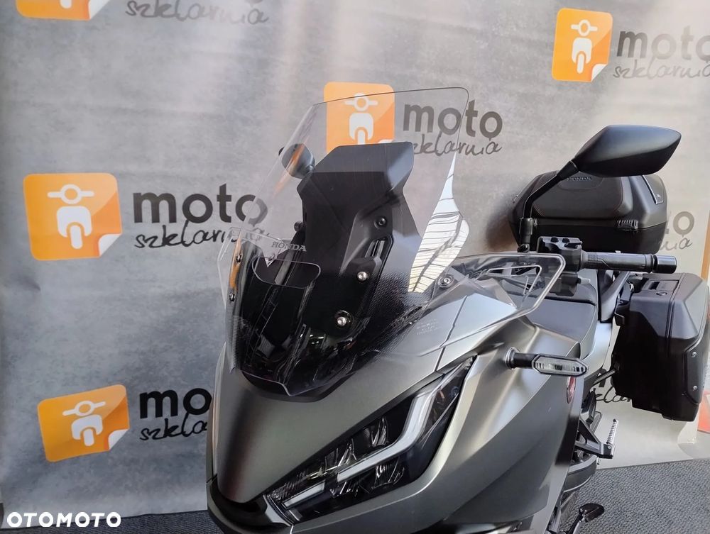 Honda NT - 17