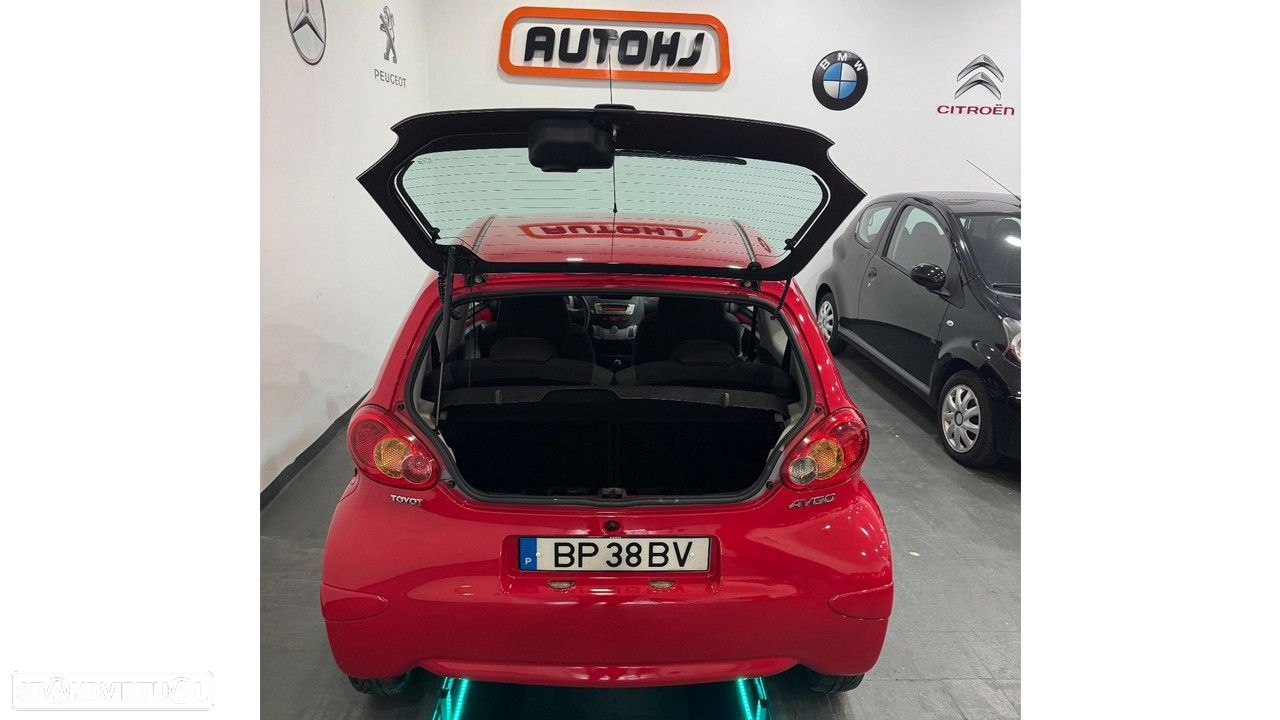 Toyota Aygo 1.0 + AC - 4