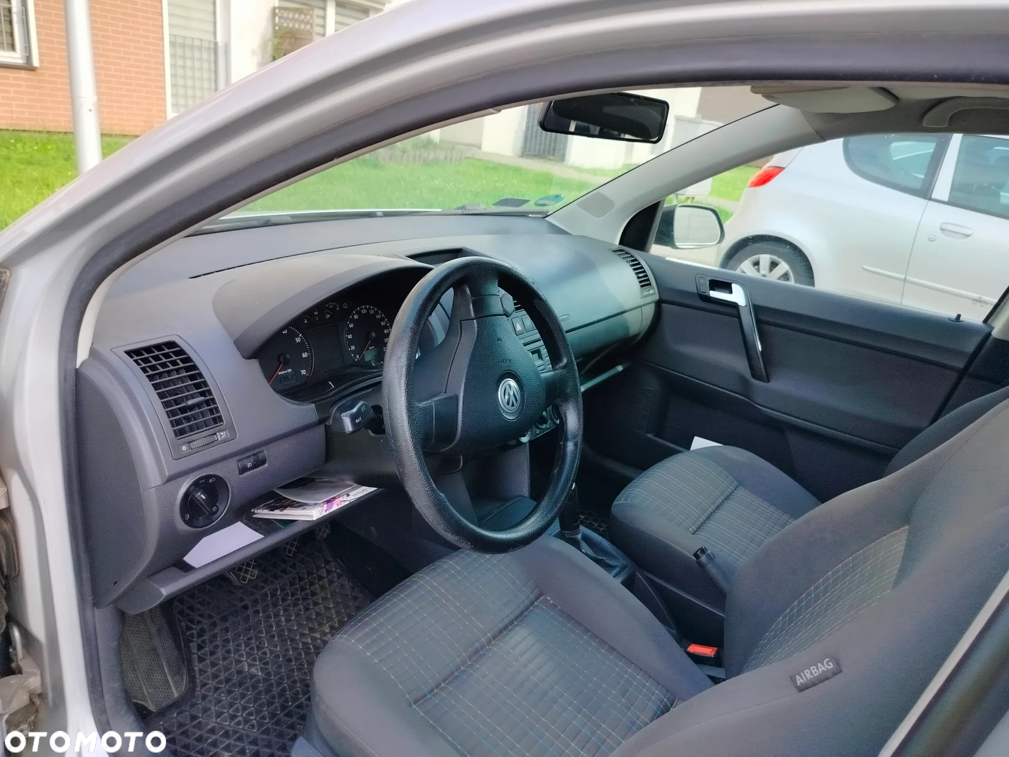 Volkswagen Polo - 9