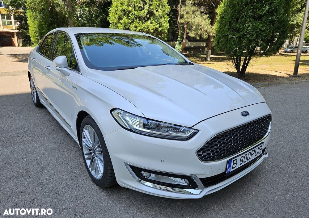 Ford Mondeo 2.0 HEV Vignale - 2