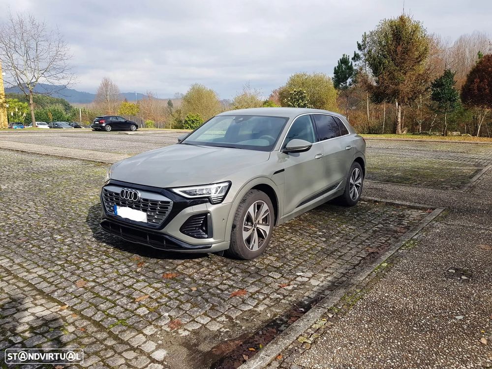 Audi Q8 e-Tron 50 quattro S line - 8