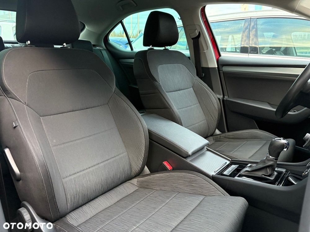 Skoda Superb 2.0 TDI Ambition DSG - 17