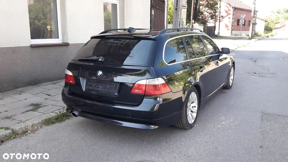 BMW Seria 5 520d - 3