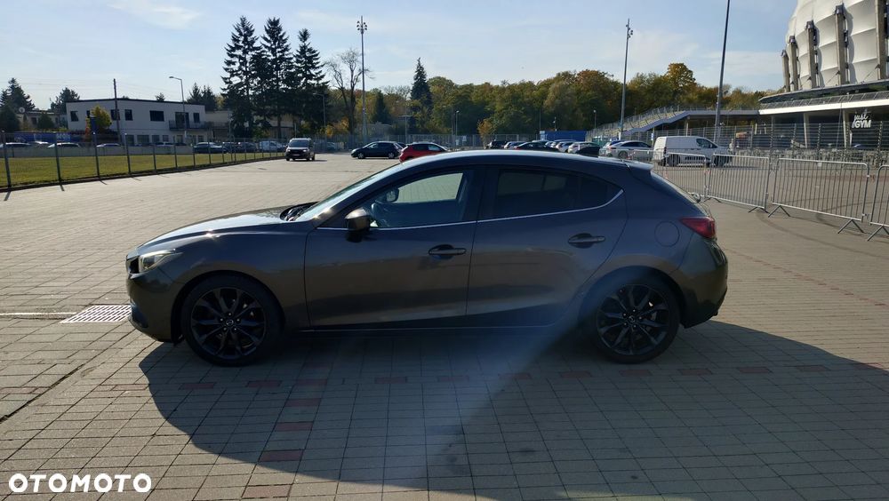 Mazda 3 - 7