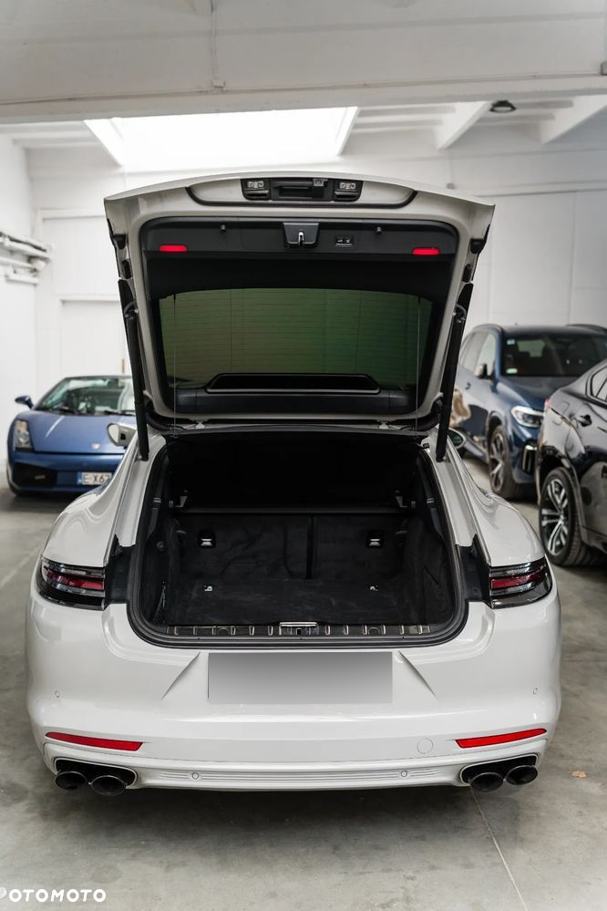 Porsche Panamera Turbo S e-Hybrid - 21