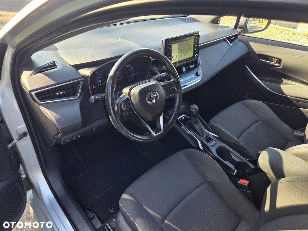 Toyota Corolla - 5