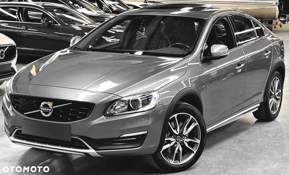 Volvo S60 Cross Country - 3