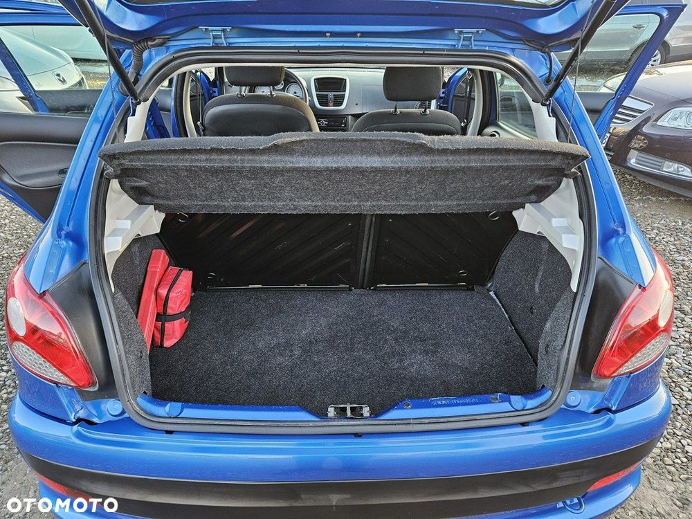 Peugeot 206 plus - 17