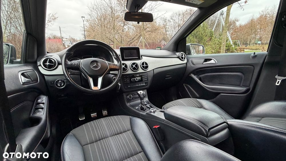Mercedes-Benz Klasa B 180 (BlueEFFICIENCY) - 5