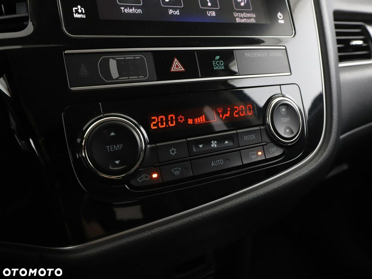 Mitsubishi Outlander 2.4 4WD Plug-In Hybrid - 27
