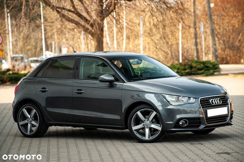 Audi A1 Sportback 1.6 TDI S line edition m S line Sportpaket - 4