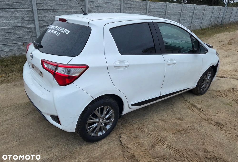 Toyota Yaris 1.4 D-4D Active - 3