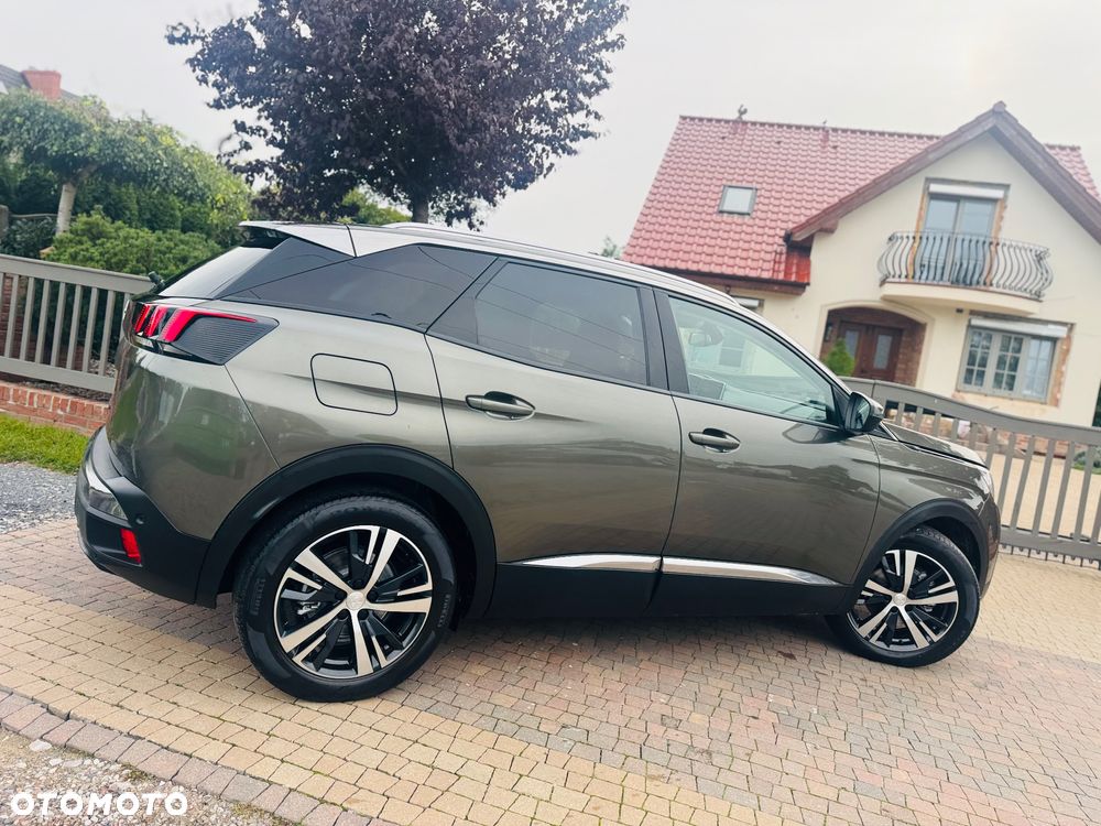 Peugeot 3008 1.5 BlueHDi Allure Pack S&S EAT8 - 31
