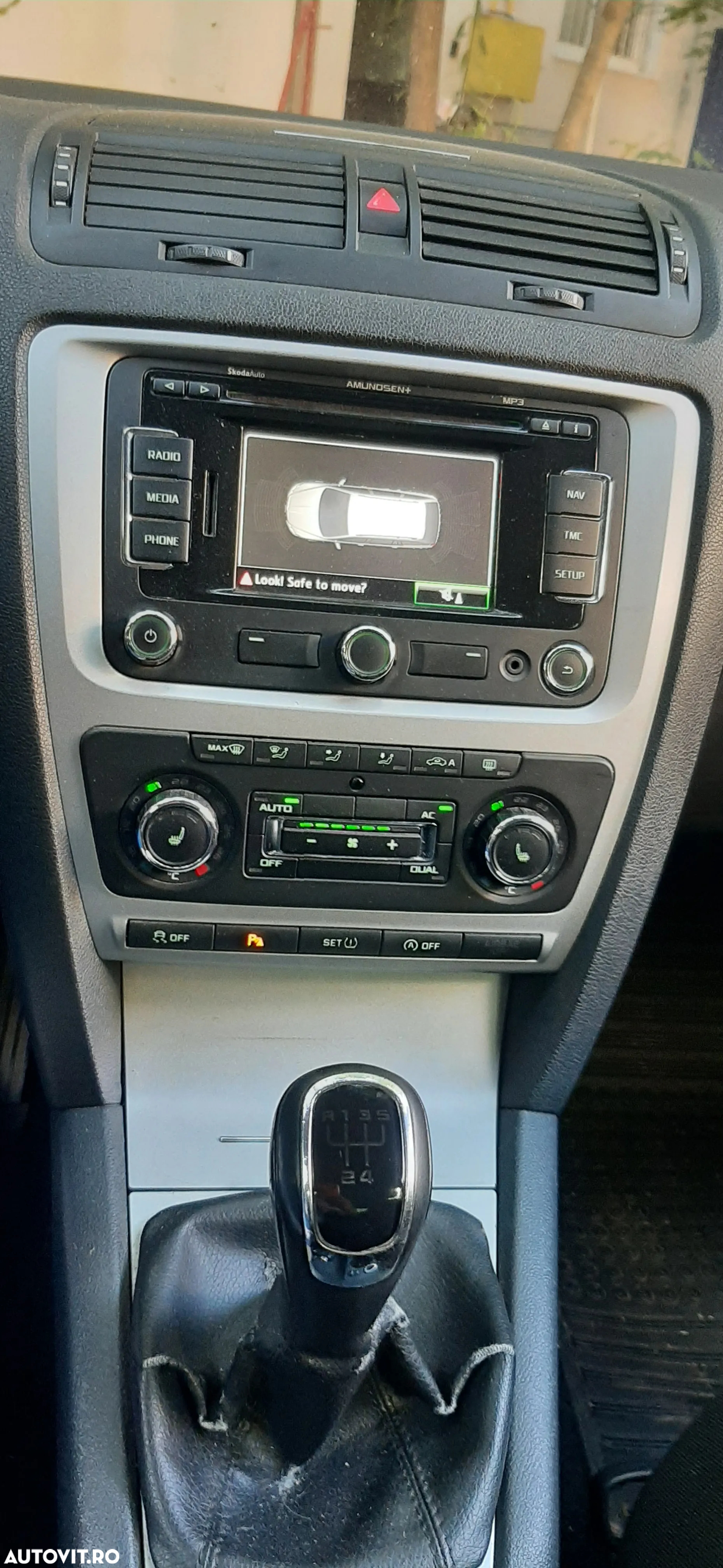 Skoda Octavia 1.6 TDI Ambiente - 16