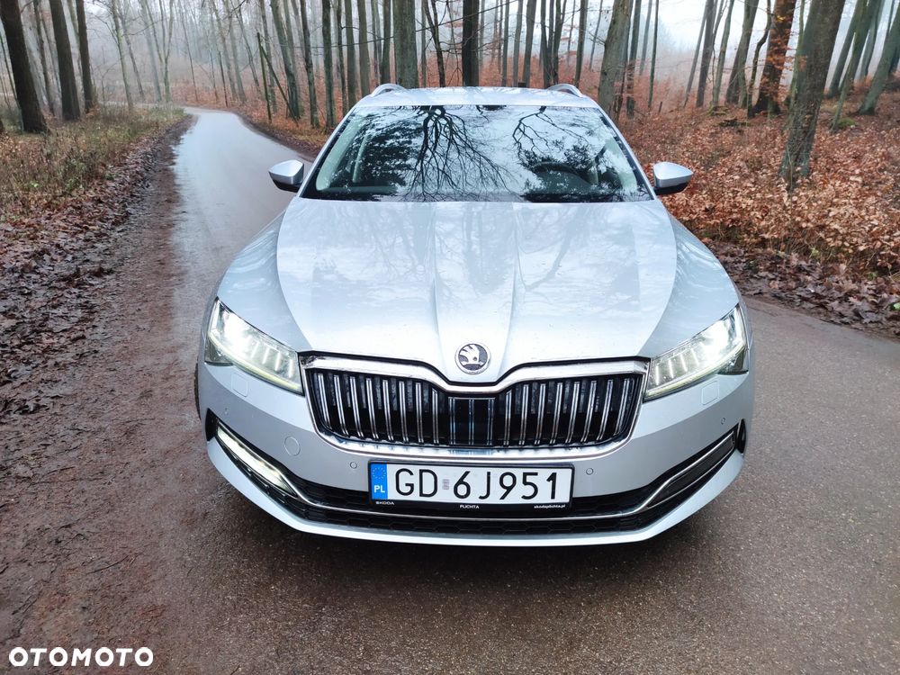 Skoda Superb 2.0 TDI SCR Style DSG - 2