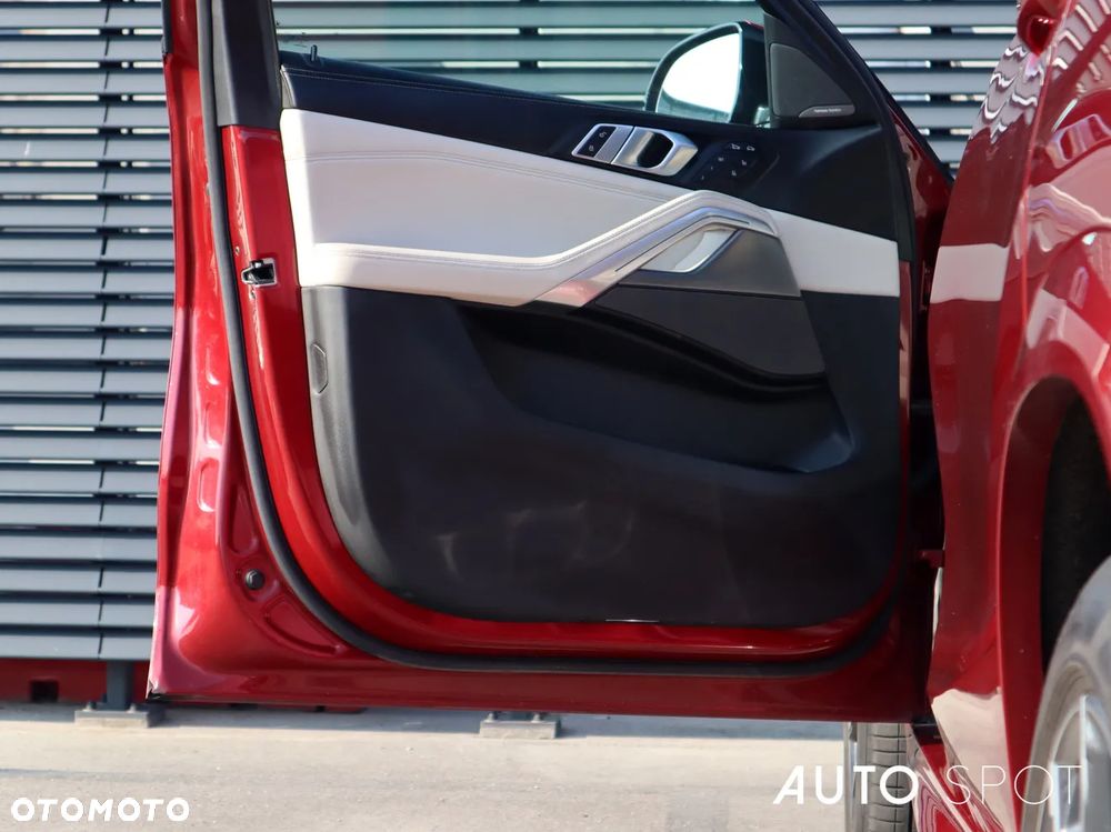 BMW X6 xDrive40d - 13