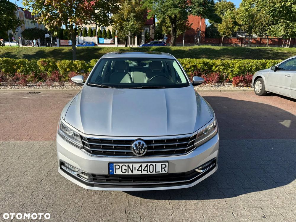 Volkswagen Passat 1.8 TSI (BlueMotion Technology) DSG Highline - 23